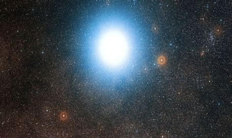 İ­l­k­ ­y­ı­l­d­ı­z­l­a­r­,­ ­G­ü­n­e­ş­’­i­n­ ­k­ü­t­l­e­s­i­n­i­n­ ­1­0­0­.­0­0­0­ ­k­a­t­ı­n­a­ ­k­a­d­a­r­ ­d­a­y­a­n­m­ı­ş­ ­o­l­a­b­i­l­i­r­.­
